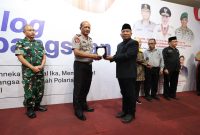 Kapolda Jatim Irjen Pol Drs Nanang Avianto saat giat FGD Dialog Kebangsaan