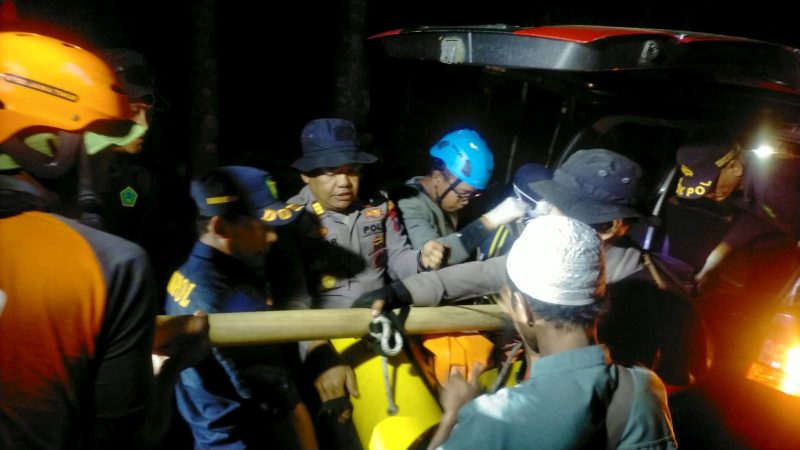 Polres Bondowoso berhasil evakuasi 2 jenazah di jalur pendakian Gunung Piramid