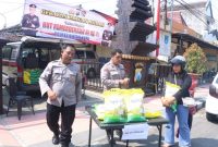 Polres Blitar Kota saat gelar pangan murah