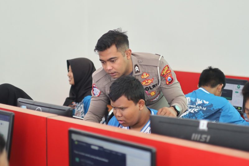 Satlantas Polres Gresik edukasi AI ke pelajar SMKS Semen Gresik