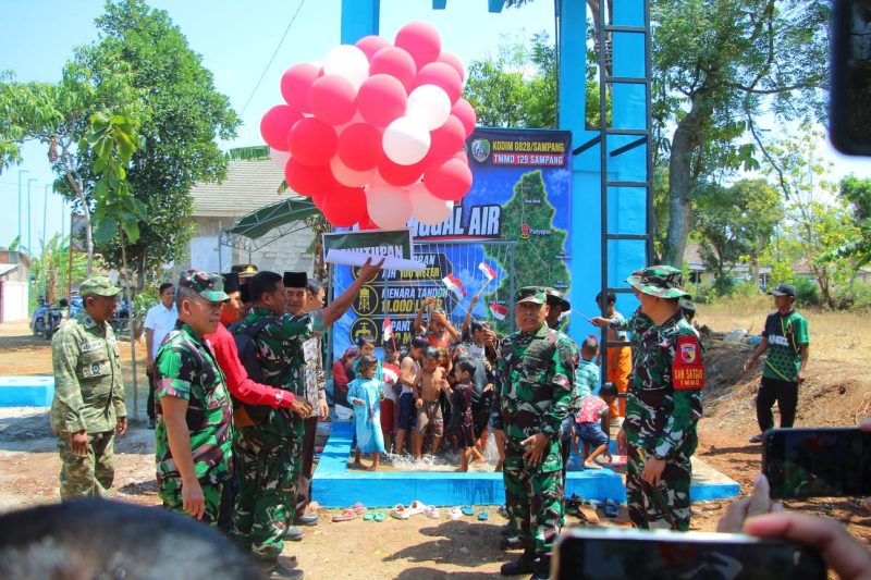 Penutupan TMMD ke-129 di Sampang