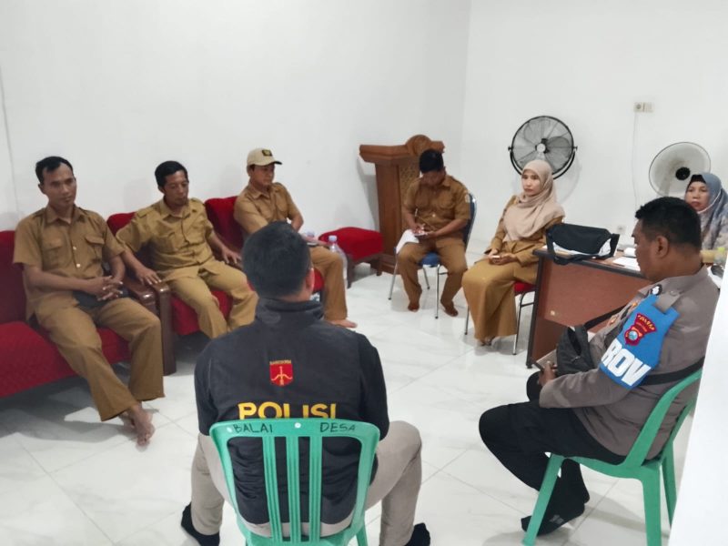 Satbinmas Polres Gresik sosialisasi bahaya Judi Online dan Pinjol Ilegal
