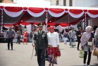 Danrem 084/Bhaskara Jaya Brigjen TNI Kohir usai upacara di gedung Negara Grahadi