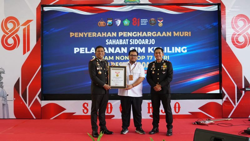 Kapolresta Sidoarjo Kombespol Christian Tobing sabet Rekor MURI
