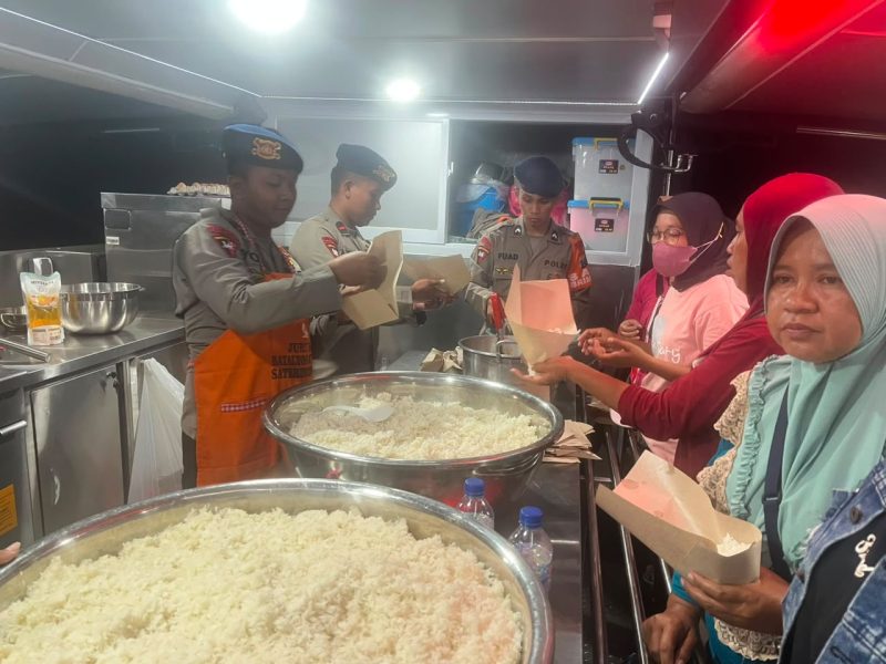 Satbrimob Polda Jatim kerahkan Randurlap dan Water Treatment