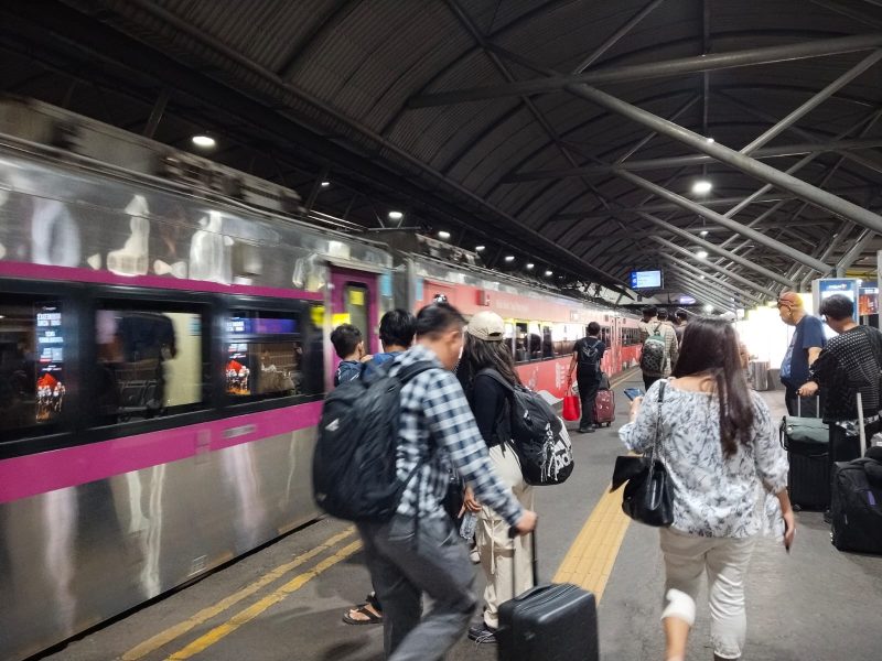 Pengguna KAI Daop 8 Surabaya