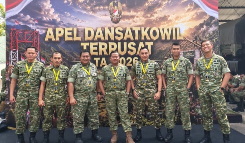 Danrem 084/Bhaskara Jaya Brigjen TNI Kohir saat hadiri Apel Dansatkowil