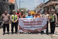 Polres Gresik beri bantuan air bersih