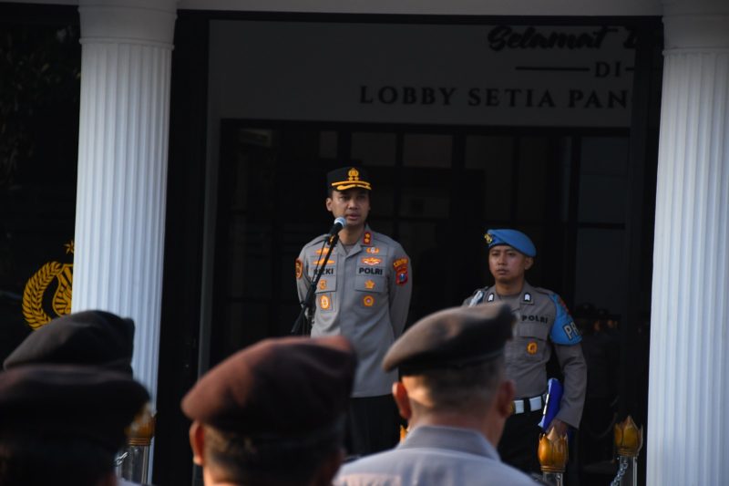 Kapolres Madiun Kota AKBP Rizki Pratama saat upacara