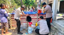 Polres Bojonegoro kirim bantuan air bersih
