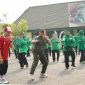 Danrem 084/Bhaskara Jaya Brigjen TNI Kohir saat olahraga bersama