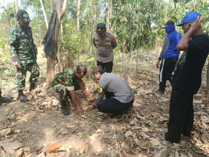 Polres Ponorogo patroli kawasan hutan