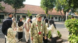 Danrem 084/Bhaskara Jaya sambangi SMA Kartika IV Surabaya