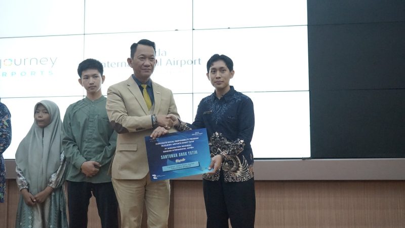 PT Angkasa Pura Indonesia salurkan sembako