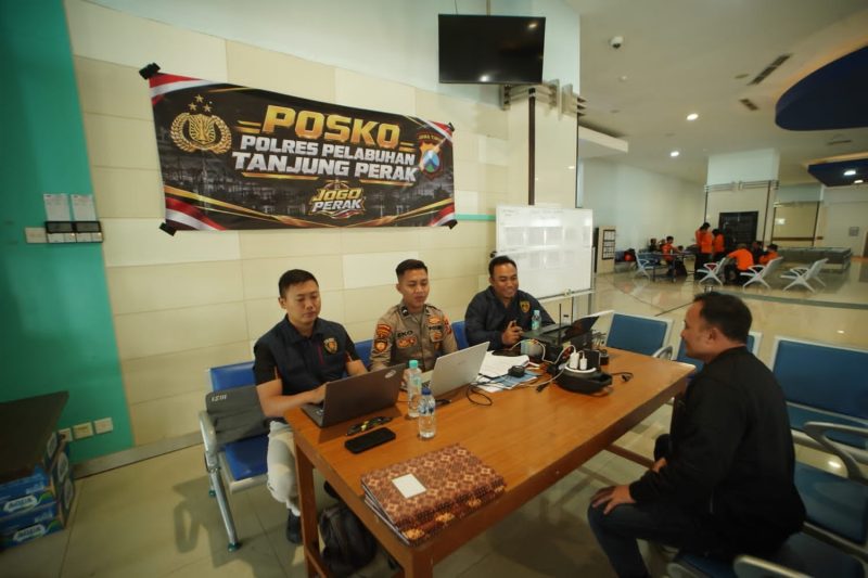 Posko korban KM Virgo Polres Pelabuhan Tanjung Perak