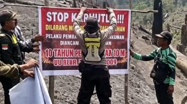 Polres Jember patroli kawasan hutan dan pasang himbauan Karhutla