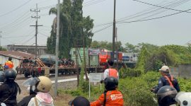 KAI Daop 8 Surabaya sosialisasi keselamatan perlintasan sebidang
