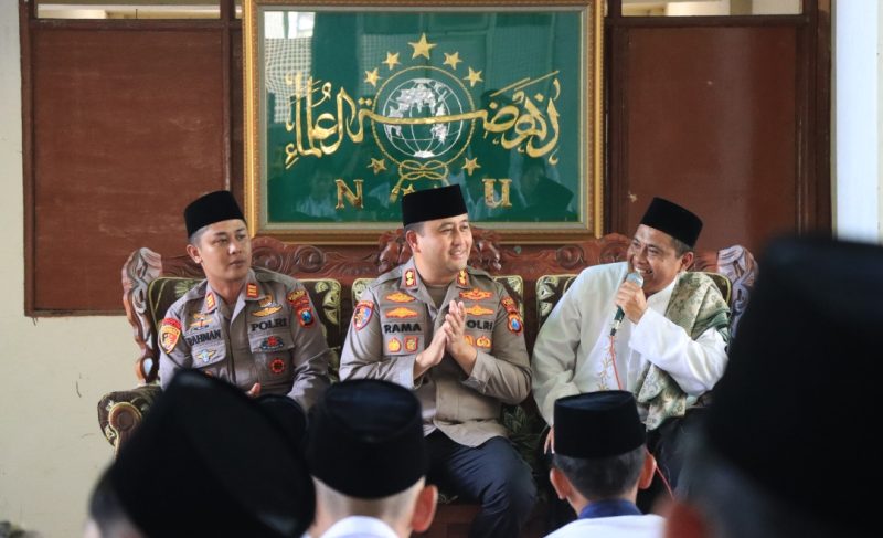 Kapolres Gresik AKBP Ramadhan Nasution silaturahmi ke Ponpes Darul Ikhsan