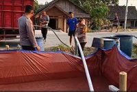 Polres Bojonegoro salurkan air bersih