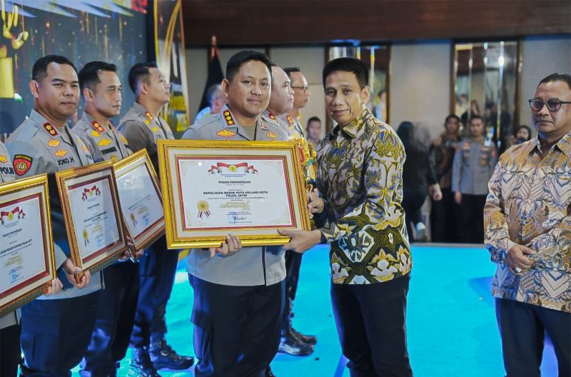 Kapolresta Malang Kota Kombespol Danang Setiyo P.S raih penghargaan Kompolnas Awards