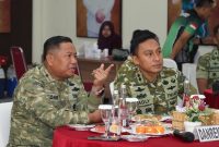 Danrem 084/BJ Brigjen TNI Kohir didampingi Dandim 0817 Gresik Letkol Inf Fadly Subur Karamaha