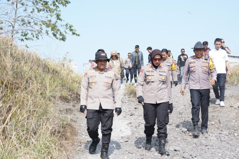 Kapolres Kediri AKBP Muhammad Wahyudin Latif tinjau lokasi