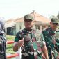 Danrem 084/Bhaskara Jaya Brigjen TNI Kohir saat tinjau Jembatan Garuda