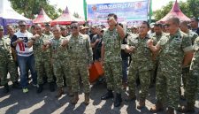 Danrem 084/Bhaskara Jaya Brigjen TNI Kohir saat hadiri Bazar Murah