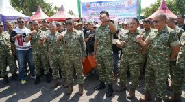 Danrem 084/Bhaskara Jaya Brigjen TNI Kohir saat hadiri Bazar Murah