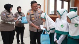 Kapolres Jember AKBP Alaiddin santuni anak yatim piatu