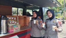 Satbinmas Polres Gresik ciptakan kamtibmas dengan Kopi Keliling